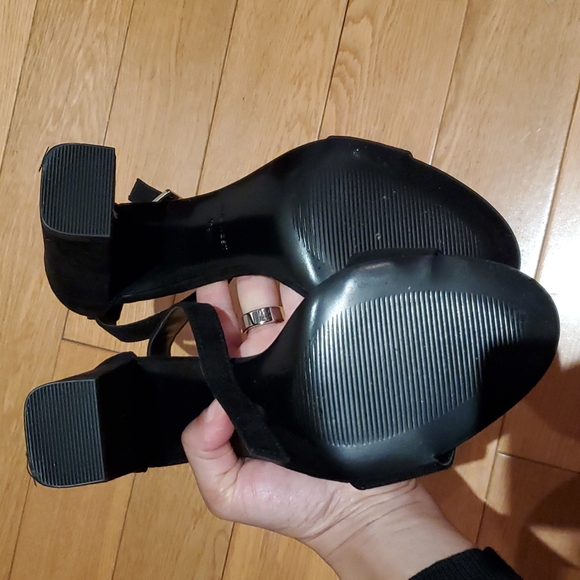 Like new black Nine West high block heel sandals with ankle strap 8.5M/38.5 euro - Picture 4 of 5